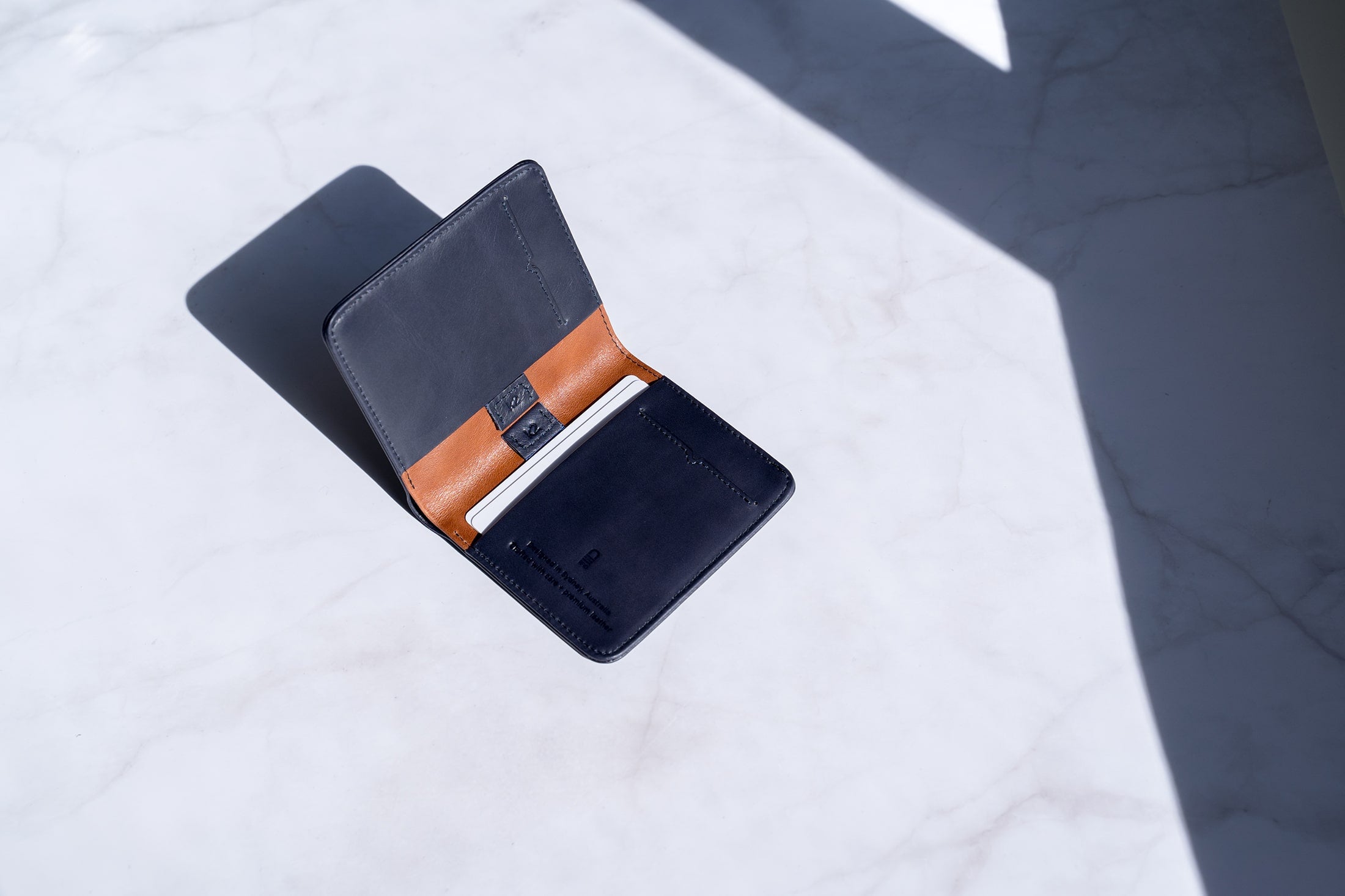 An Elegant Billfold: K2 Sublime Men's Wallet